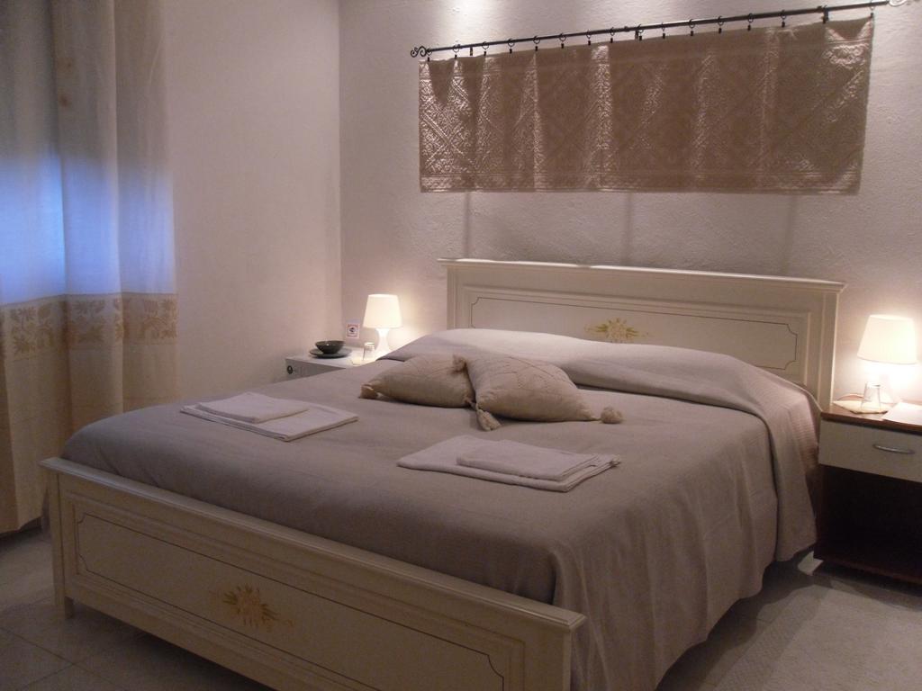 B&B Fragus E Saboris De Sardigna Sadali Værelse billede